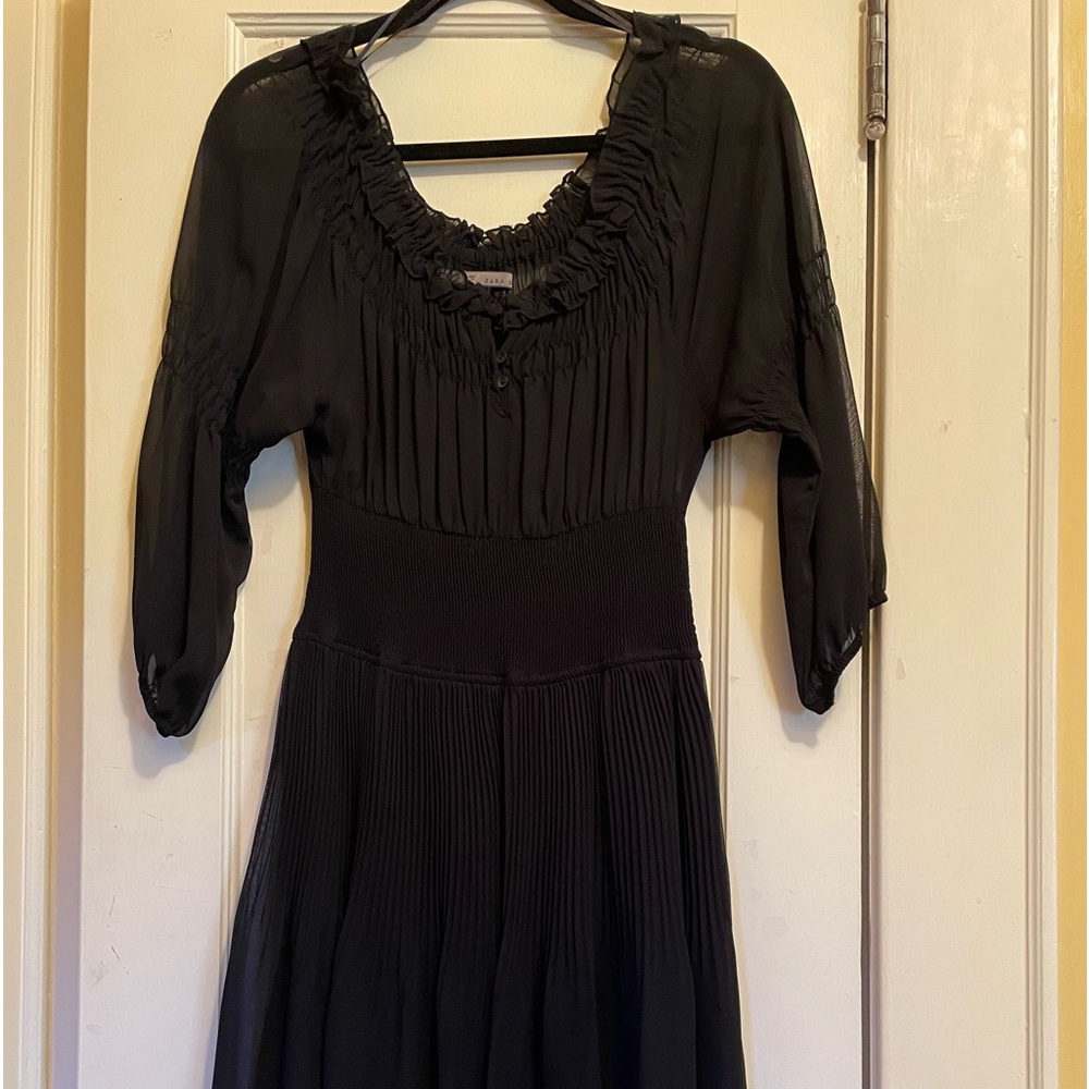 Cute/Sexy Zara black dress size XS